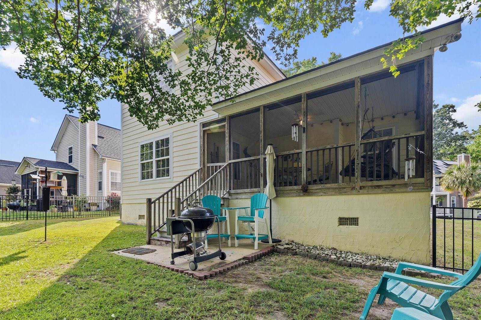 675 Fair Spring Drive, Charleston, SC 29414