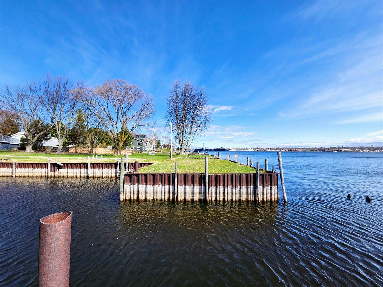 846 South Lakeshore Drive, North Lot, Ludington, MI 49431