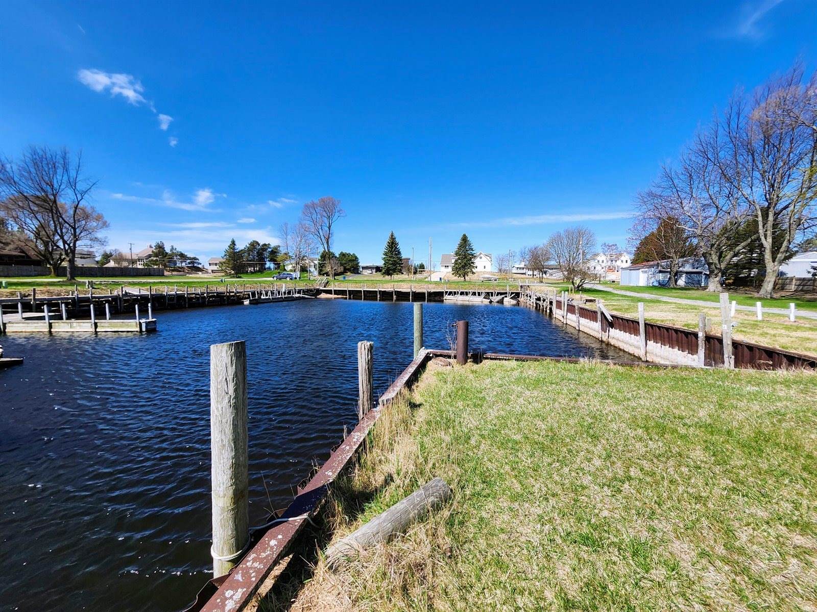 846 South Lakeshore Drive, North Lot, Ludington, MI 49431