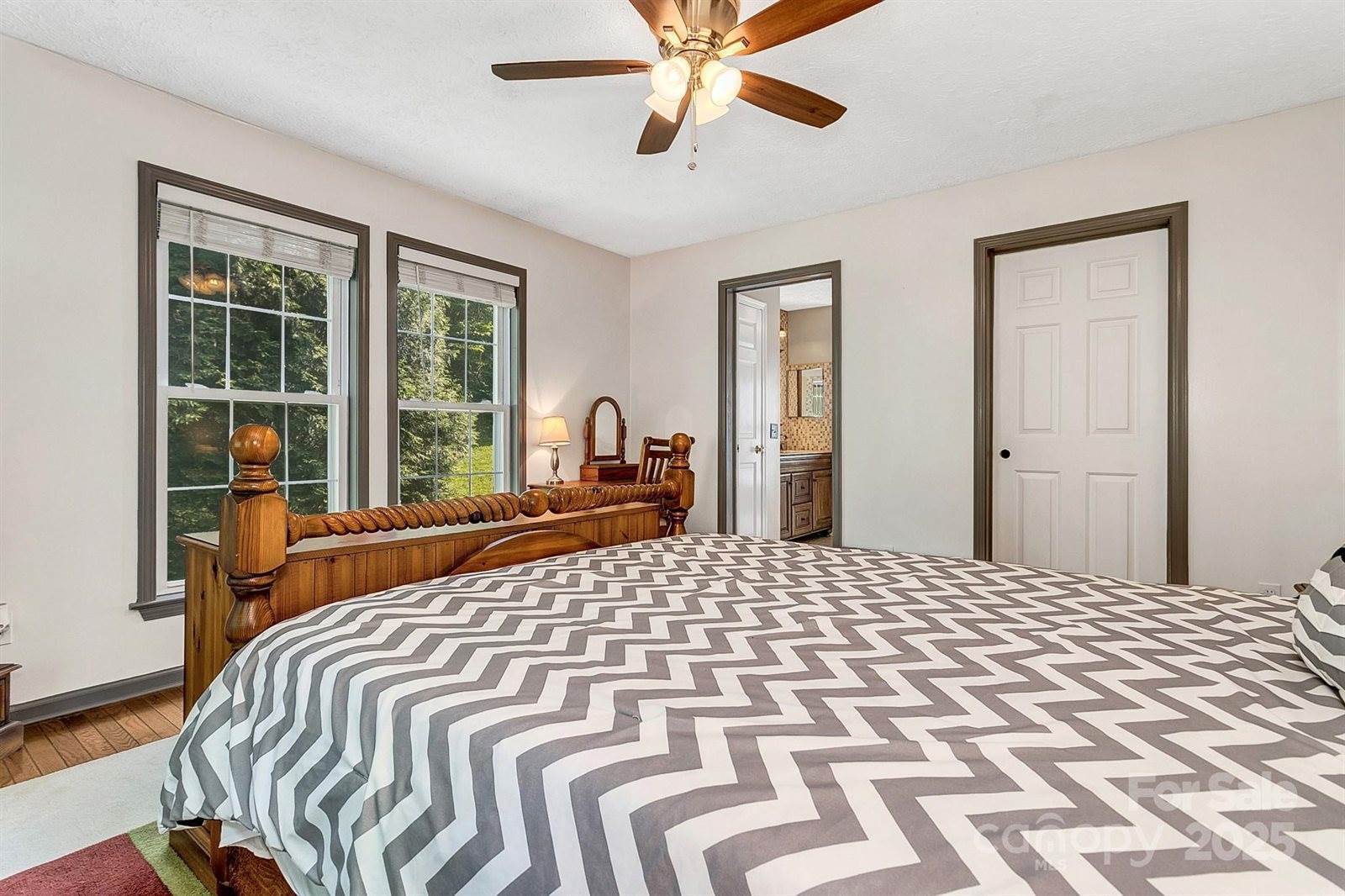 18 Surrey Run, Asheville, NC 28803