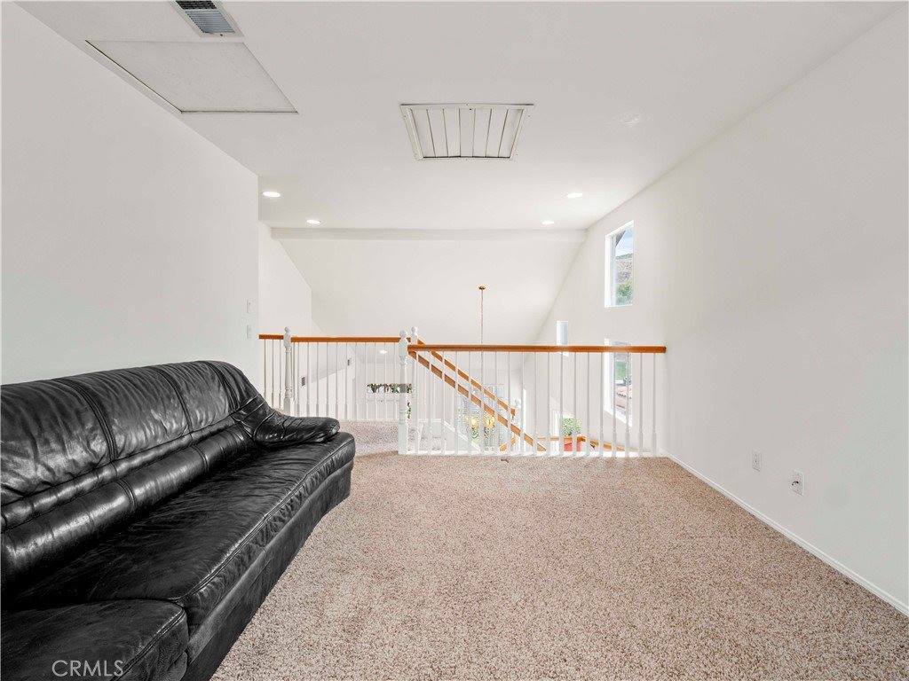 28422 Oak Valley Road, Castaic, CA 91384