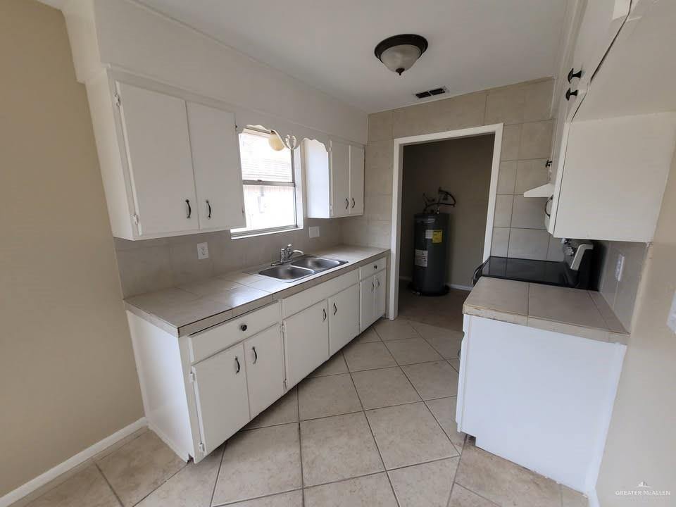 211 Paseo Del Rey Street, Mission, TX 78572