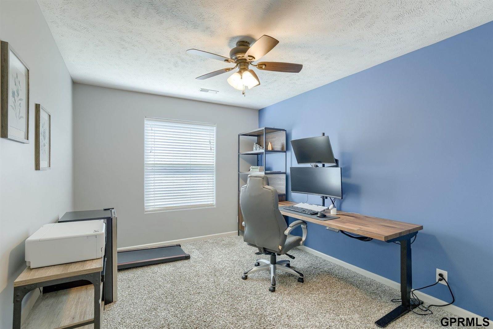 9613 North 150 Avenue, Bennington, NE 68007