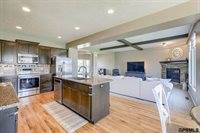 9613 North 150 Avenue, Bennington, NE 68007