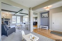 9613 North 150 Avenue, Bennington, NE 68007