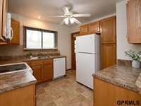 4907 Valley Street, Omaha, NE 68106