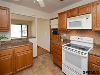 4907 Valley Street, Omaha, NE 68106