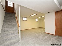 4907 Valley Street, Omaha, NE 68106