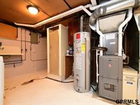 4907 Valley Street, Omaha, NE 68106