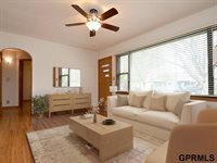 4907 Valley Street, Omaha, NE 68106