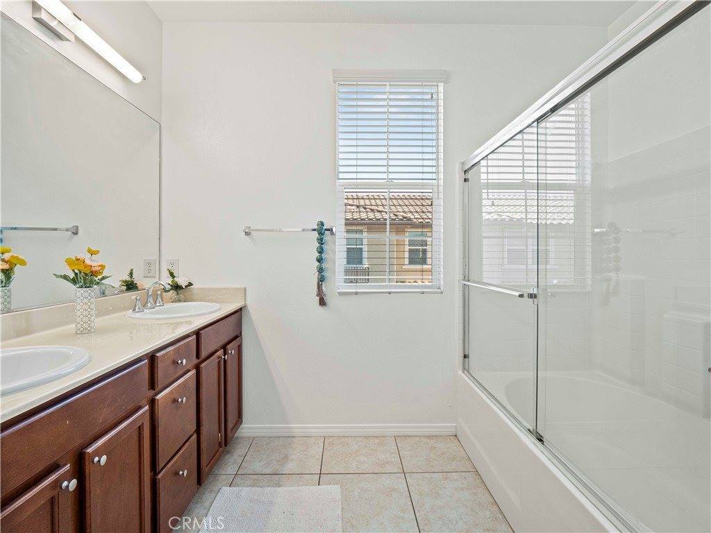 28436 Herrera Street, Valencia, CA 91354