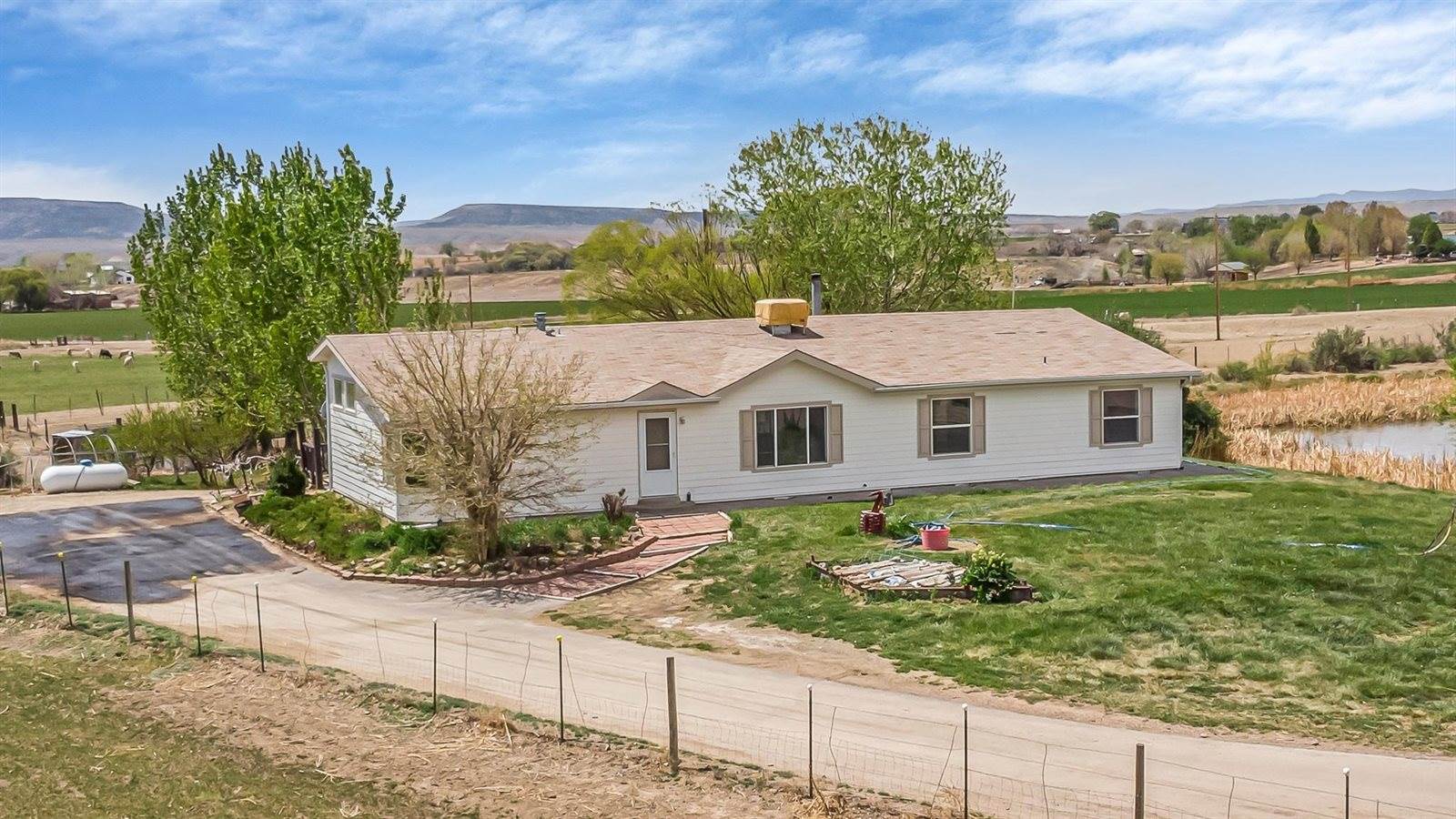 1940 10 Road, Mack, CO 81525