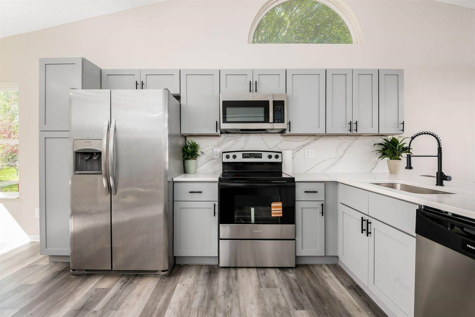 4729 Heatherton Drive, Columbus, OH 43229