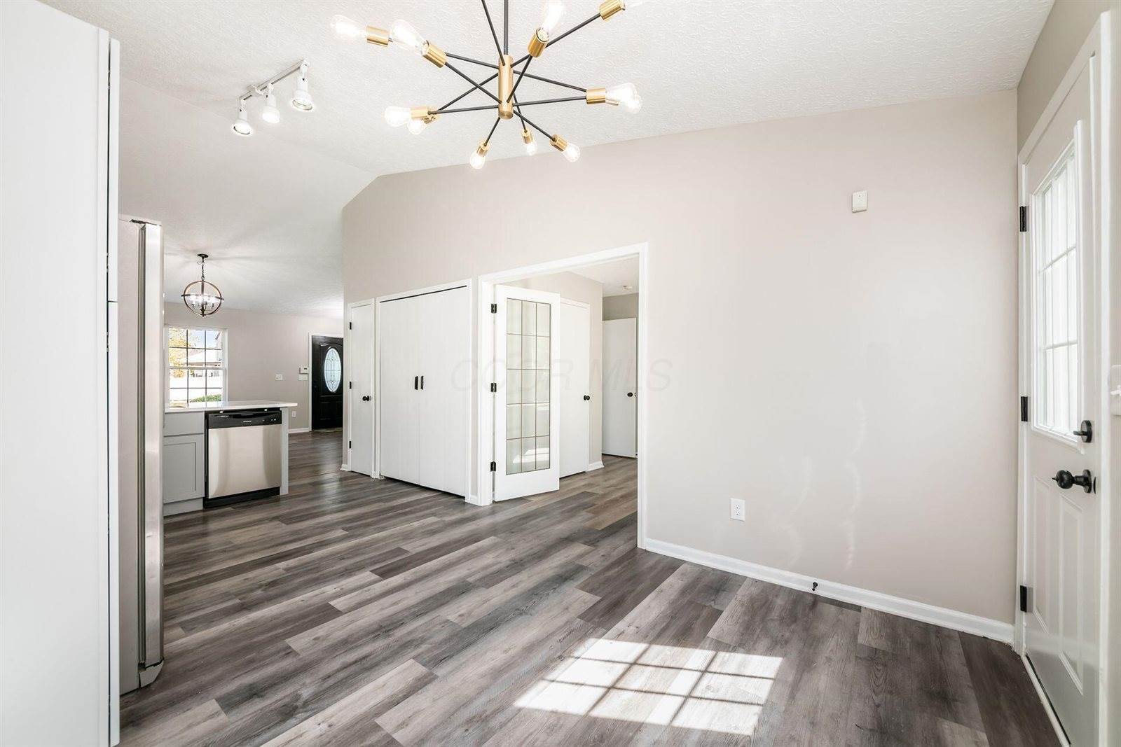 4729 Heatherton Drive, Columbus, OH 43229