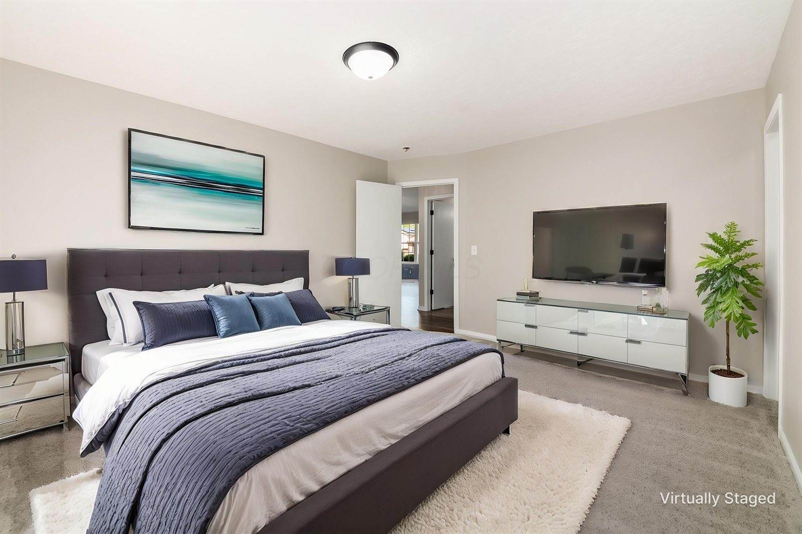 4729 Heatherton Drive, Columbus, OH 43229