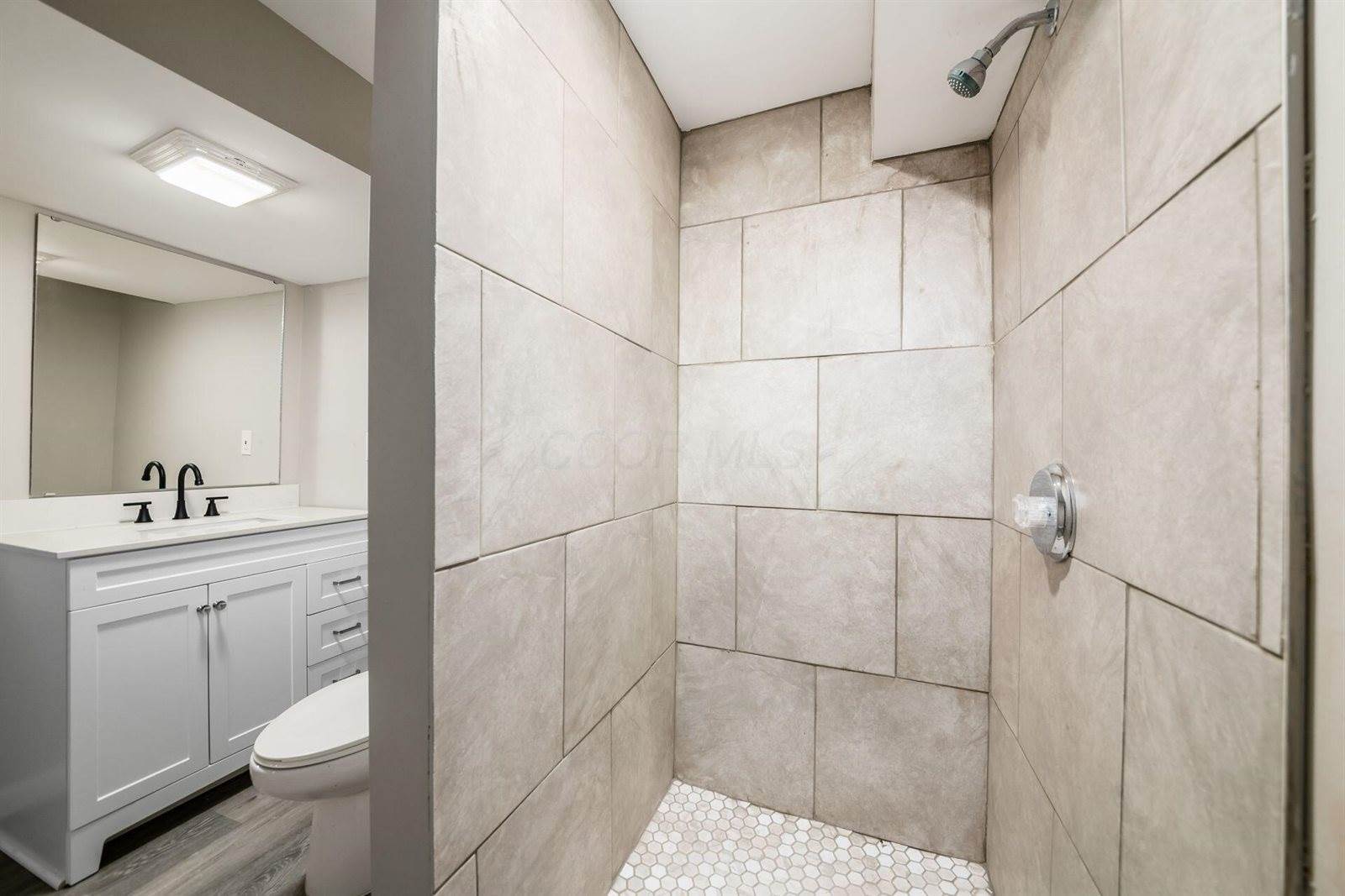 4729 Heatherton Drive, Columbus, OH 43229