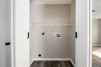 4729 Heatherton Drive, Columbus, OH 43229