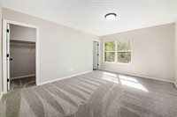 4729 Heatherton Drive, Columbus, OH 43229