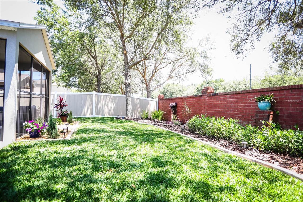 4793 Grassy Knoll Drive, Tavares, FL 32778