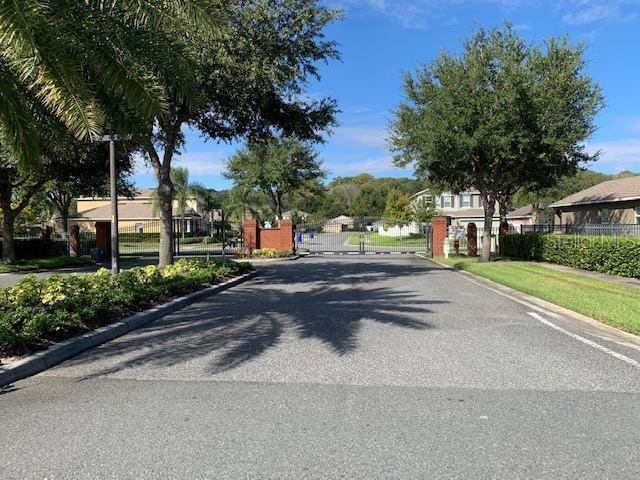 4793 Grassy Knoll Drive, Tavares, FL 32778