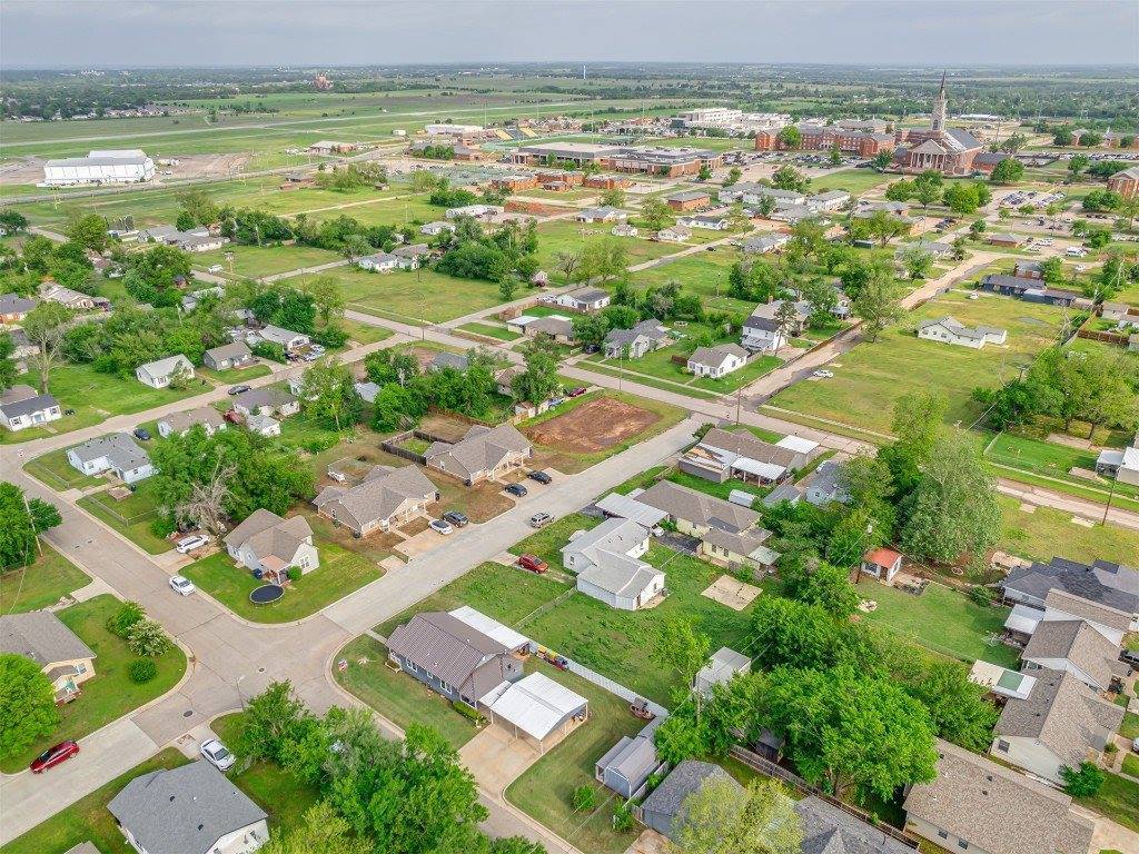 2101 North Pottenger Avenue, Shawnee, OK 74804