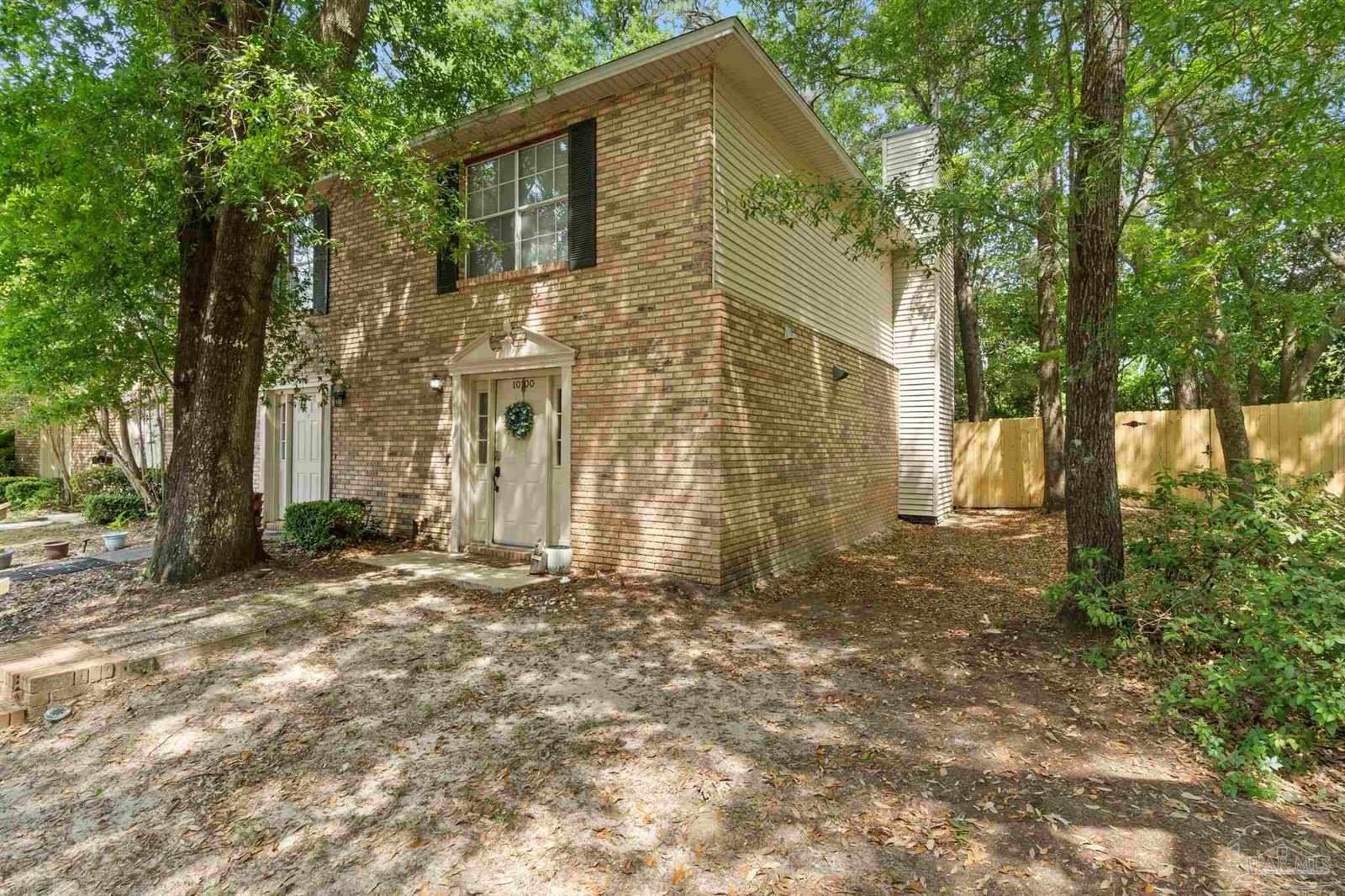 10100 Vixen Pl, Pensacola, FL 32514