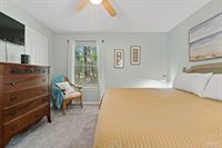 10100 Vixen Pl, Pensacola, FL 32514