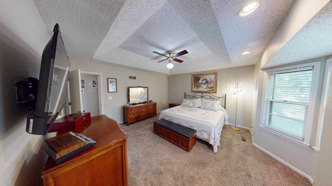 12703 W 66th Terrace, Shawnee, KS 66216