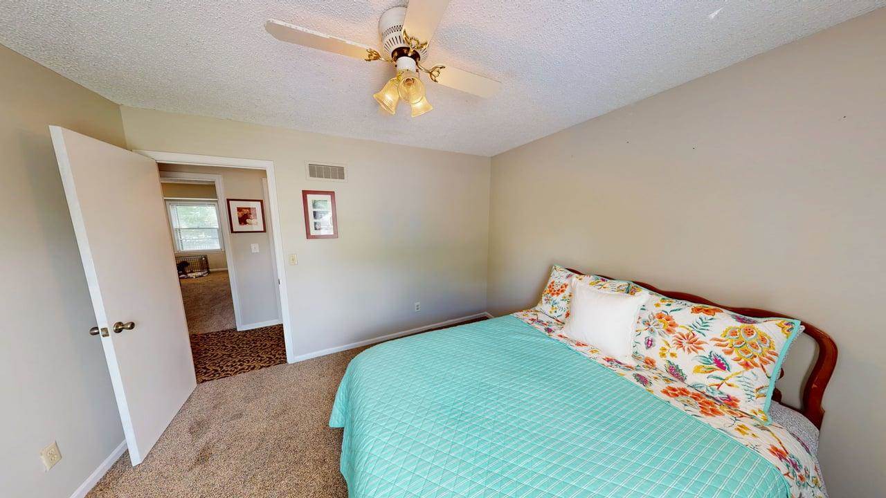 12703 W 66th Terrace, Shawnee, KS 66216