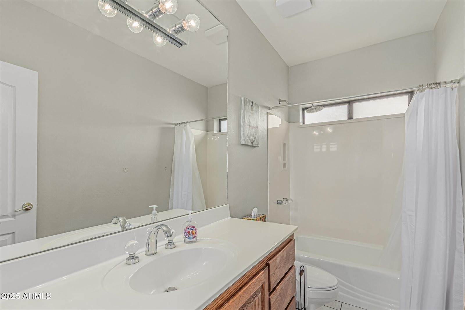 1207 East Clearview Drive, Casa Grande, AZ 85122