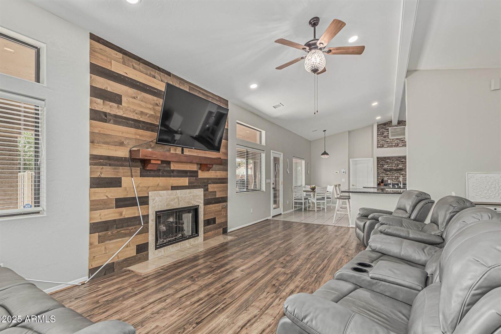 1207 East Clearview Drive, Casa Grande, AZ 85122