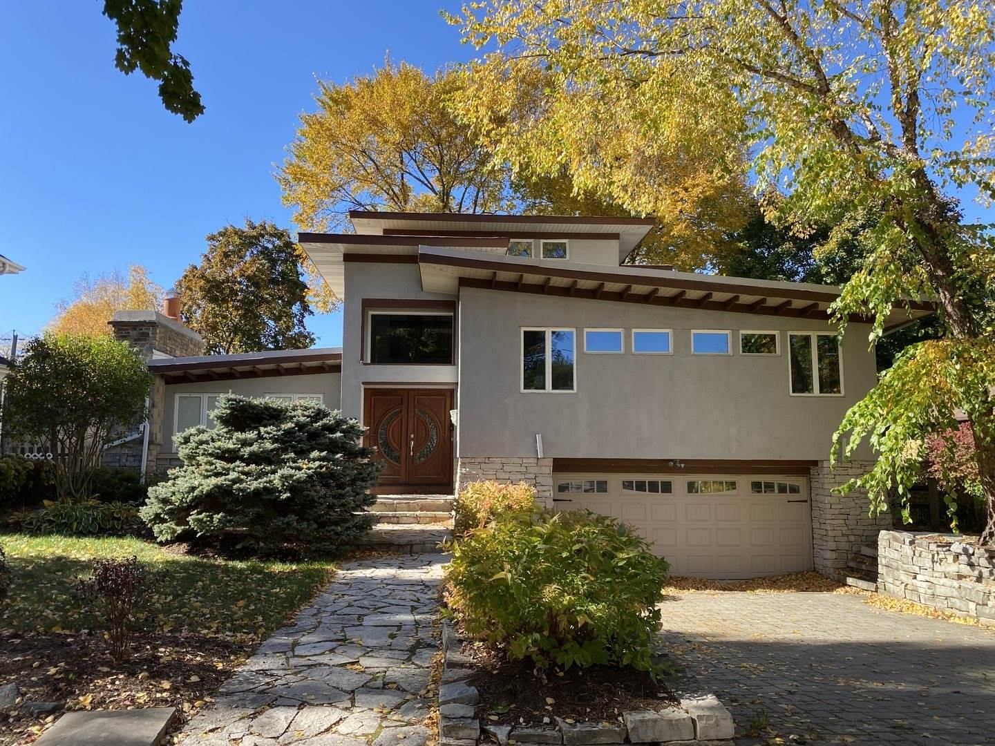 423 Ames Street, Libertyville, IL 60048