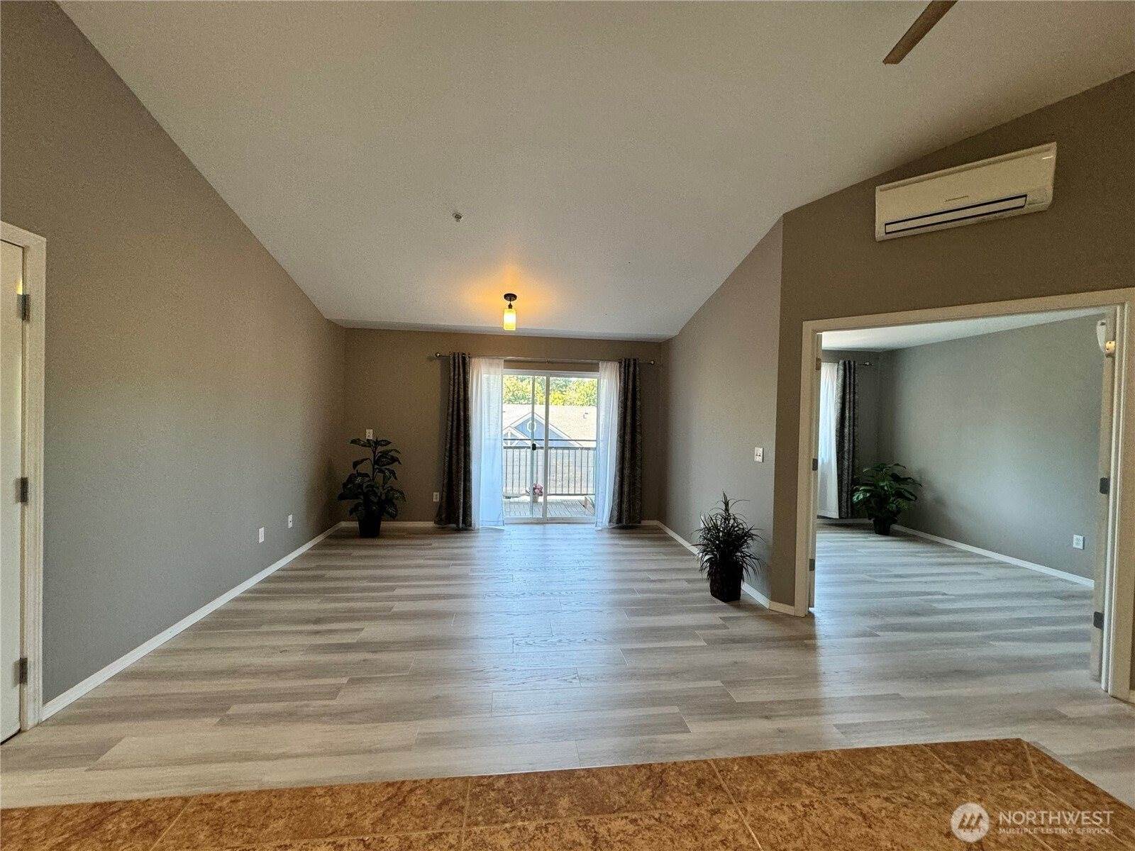 1407 Evergreen Park Drive SW, Olympia, WA 98502