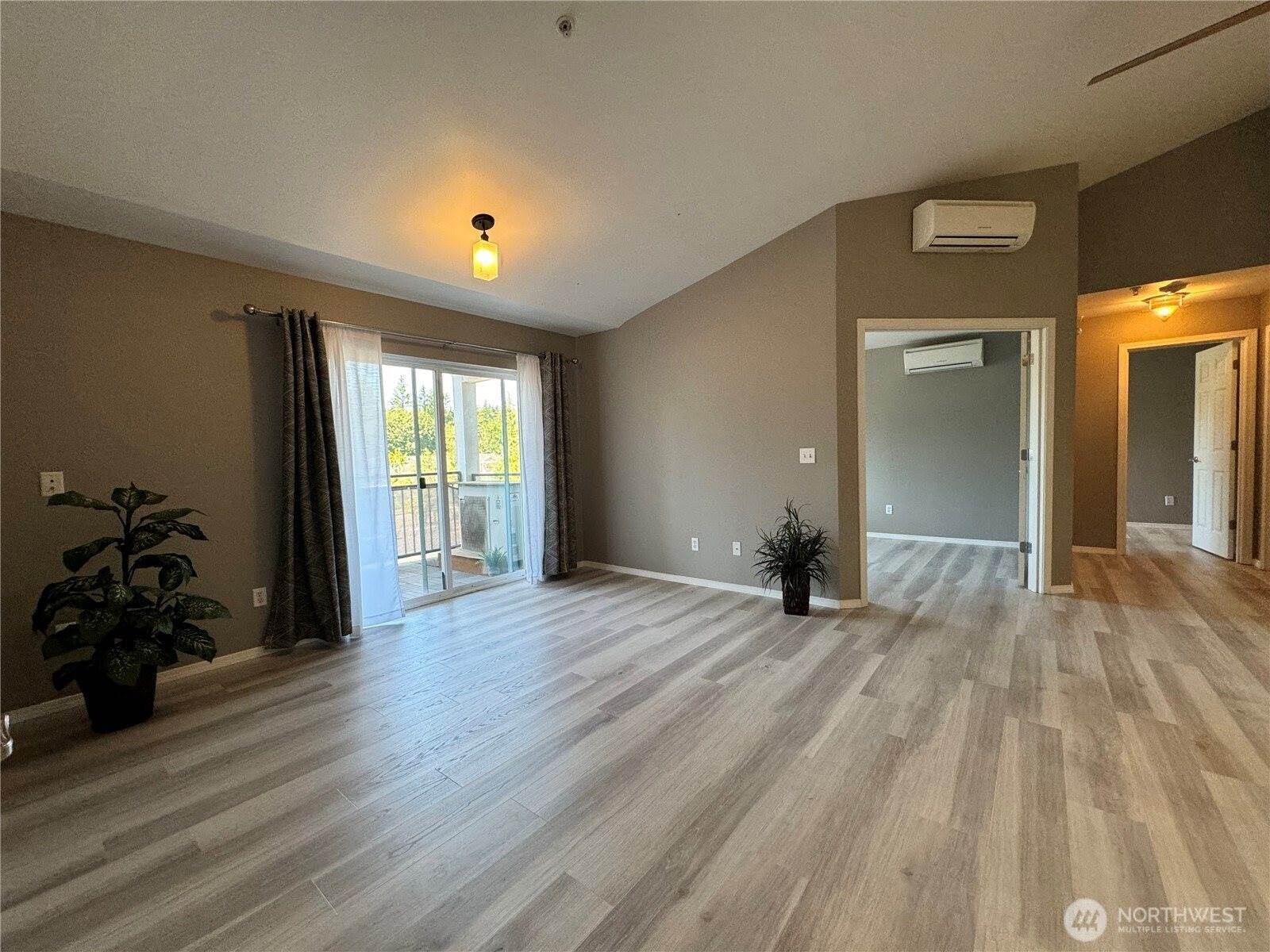 1407 Evergreen Park Drive SW, Olympia, WA 98502