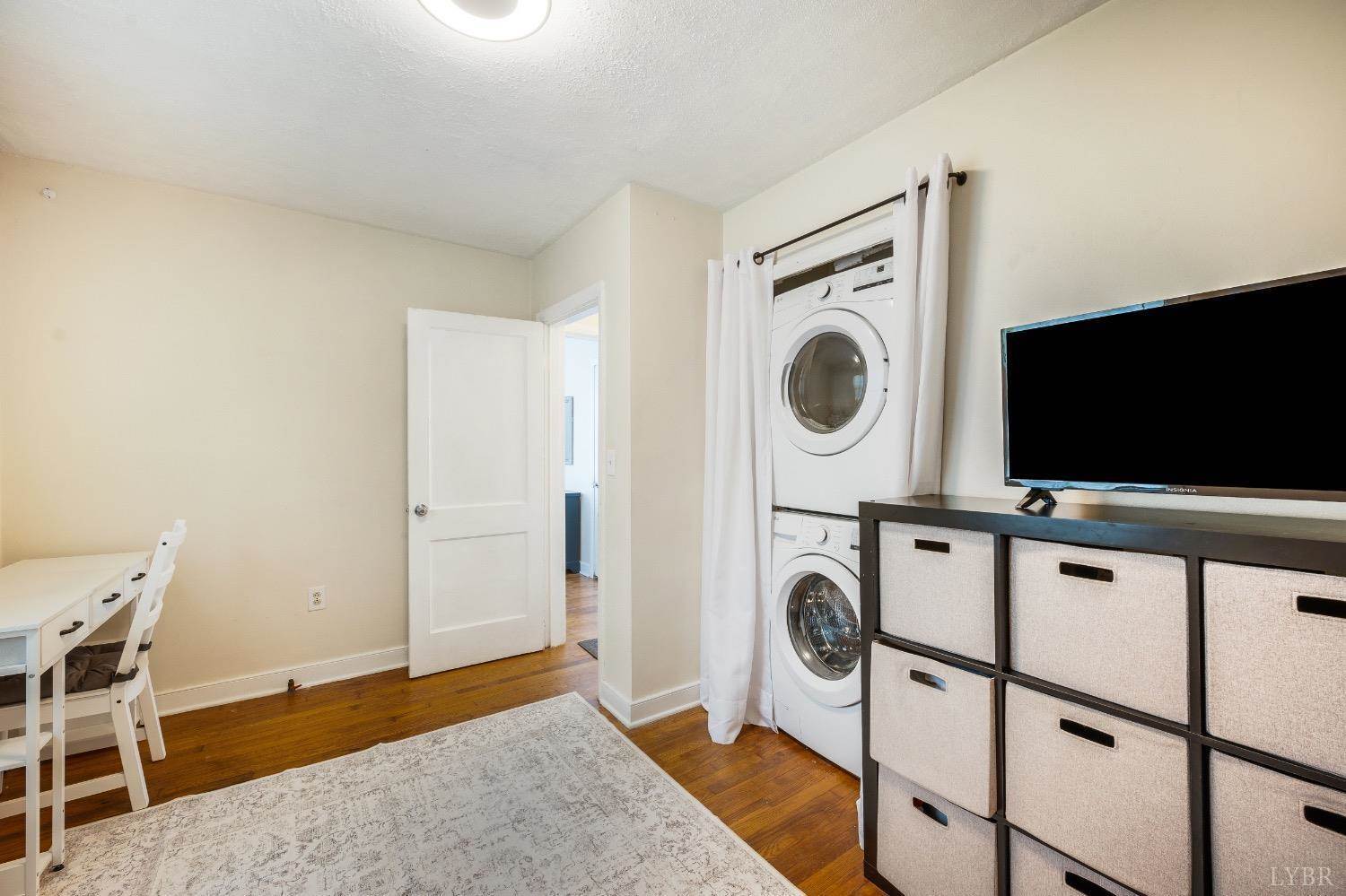 809 Westview Drive, Lynchburg, VA 24502