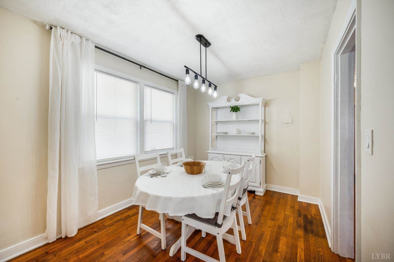 809 Westview Drive, Lynchburg, VA 24502