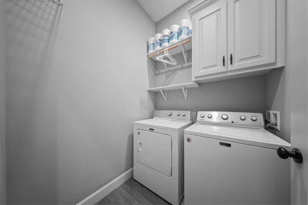 19521 West 100th Street, Lenexa, KS 66220