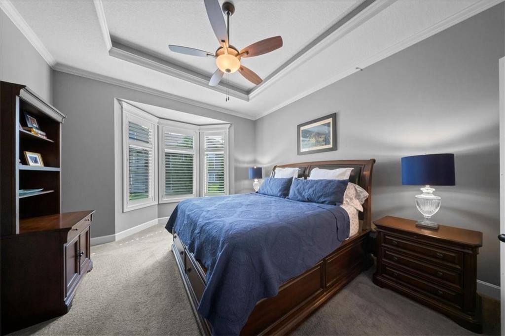 19521 West 100th Street, Lenexa, KS 66220