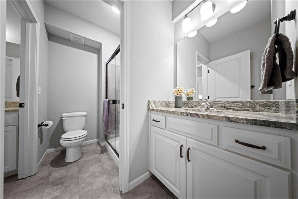 19521 West 100th Street, Lenexa, KS 66220