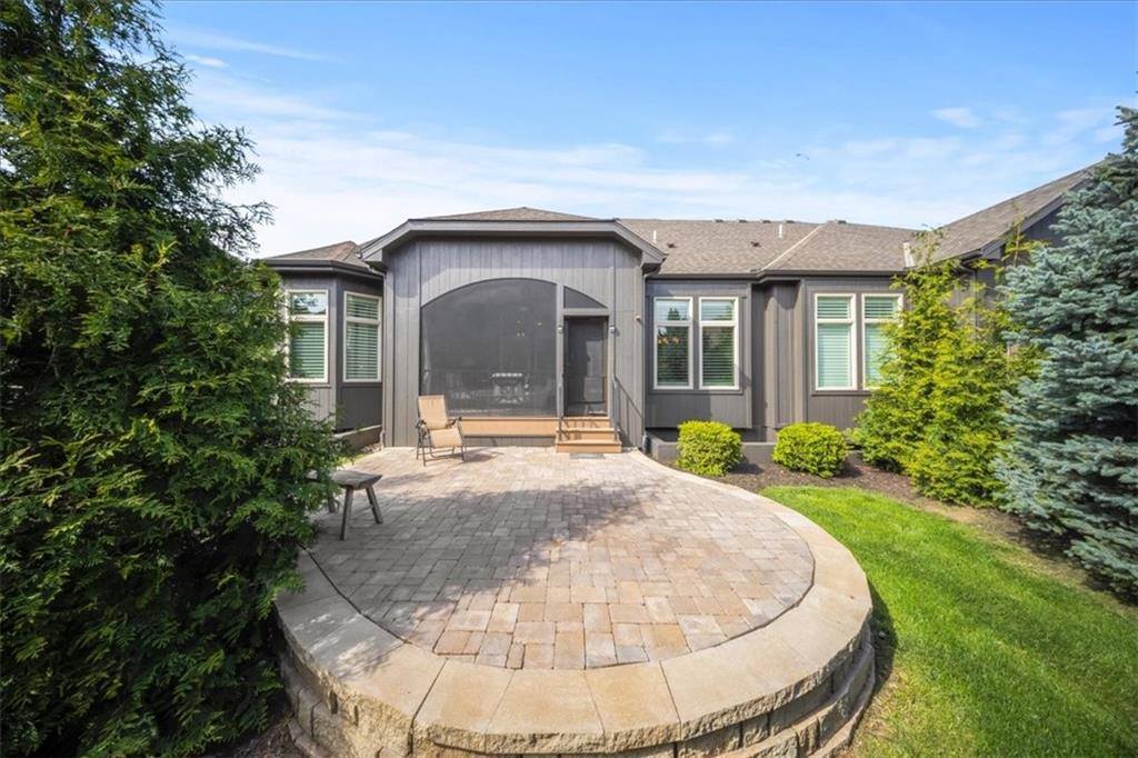 19521 West 100th Street, Lenexa, KS 66220