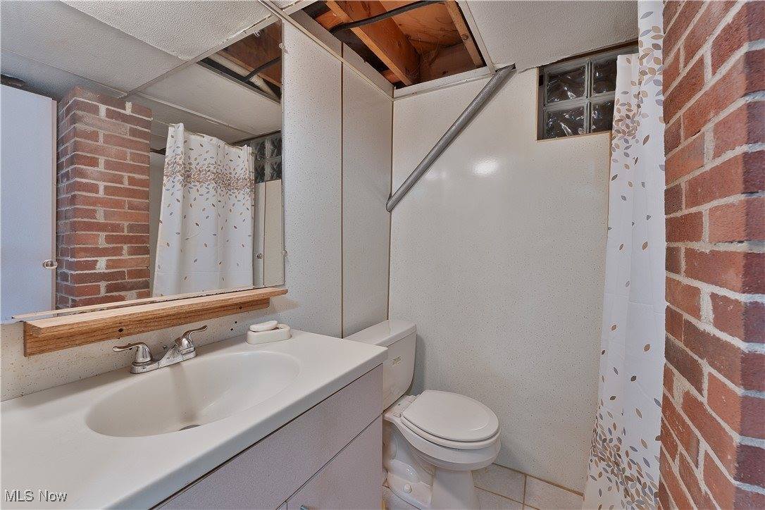 10245 Springfield Road, Poland, OH 44514