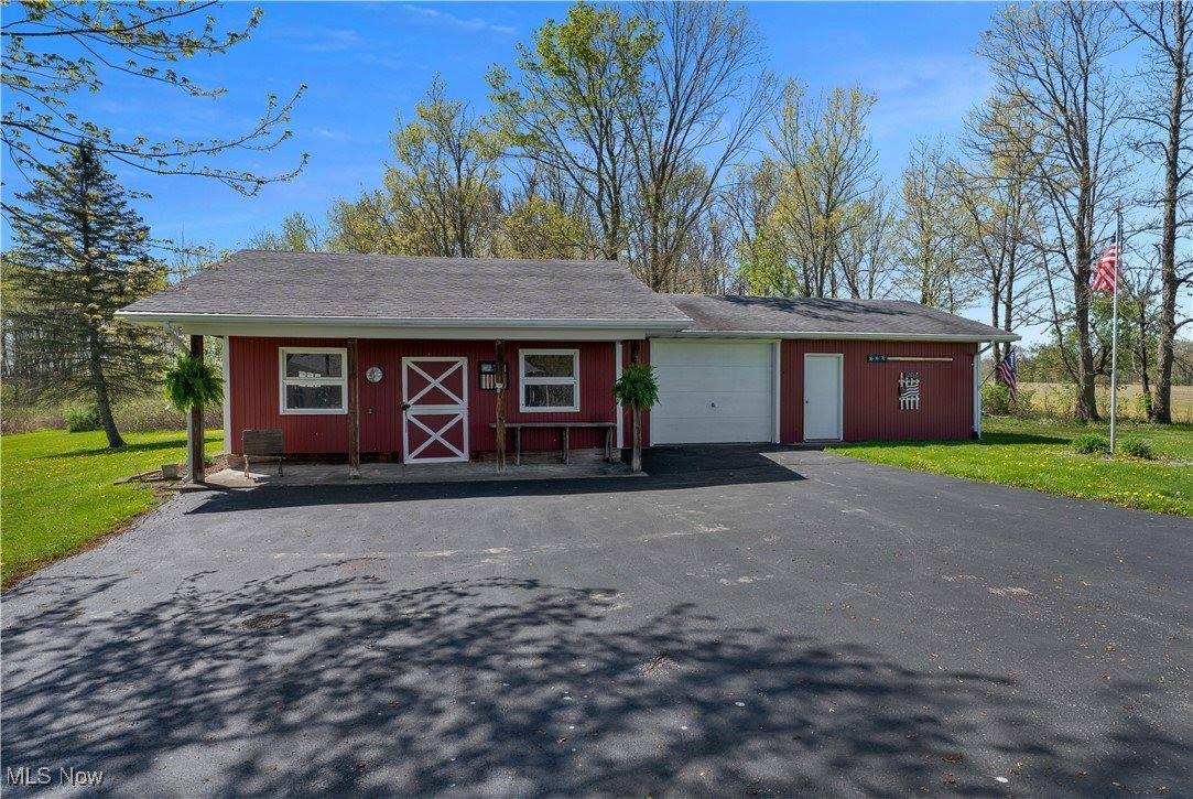 10245 Springfield Road, Poland, OH 44514