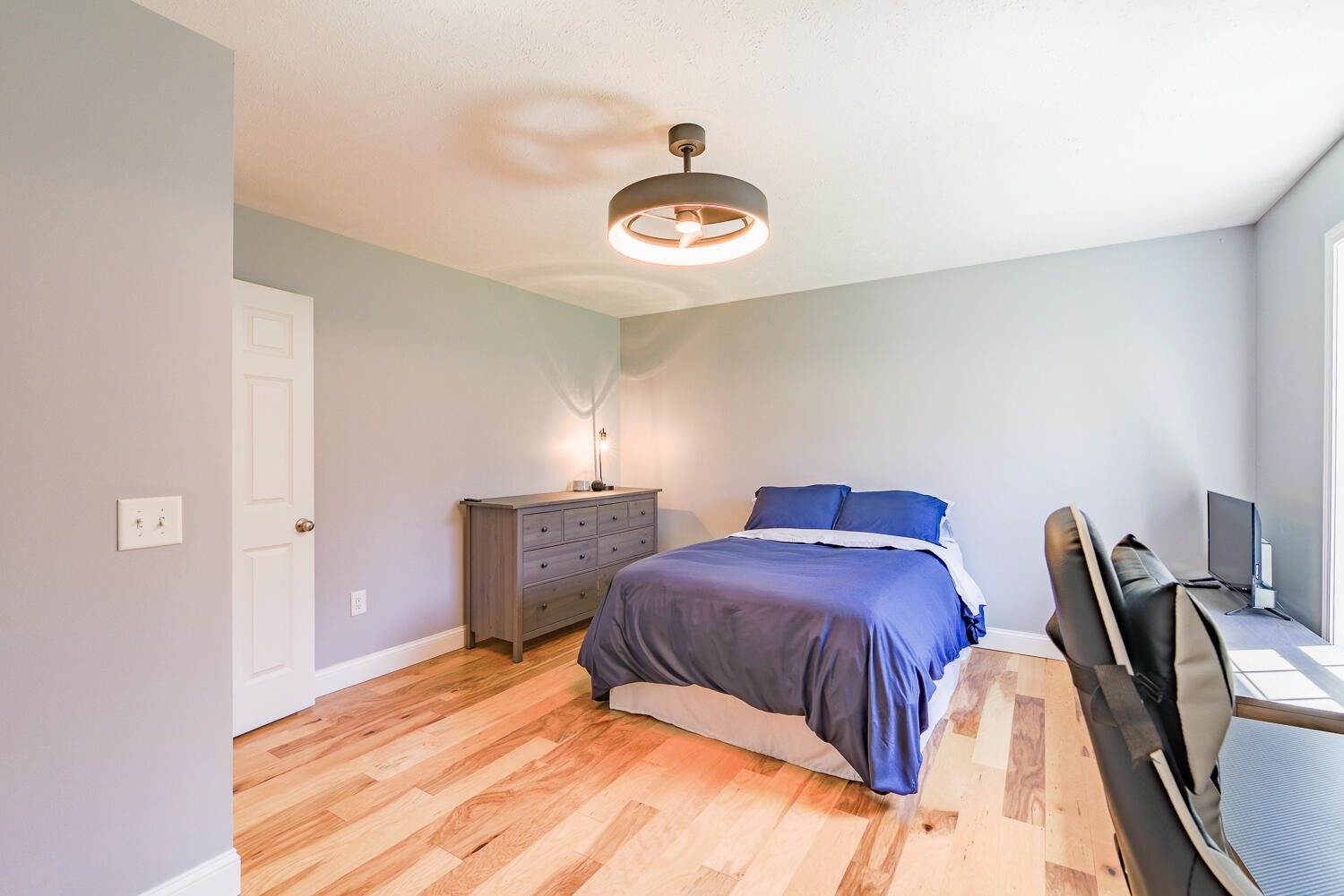 20 Birch Lane, Wales, ME 04280