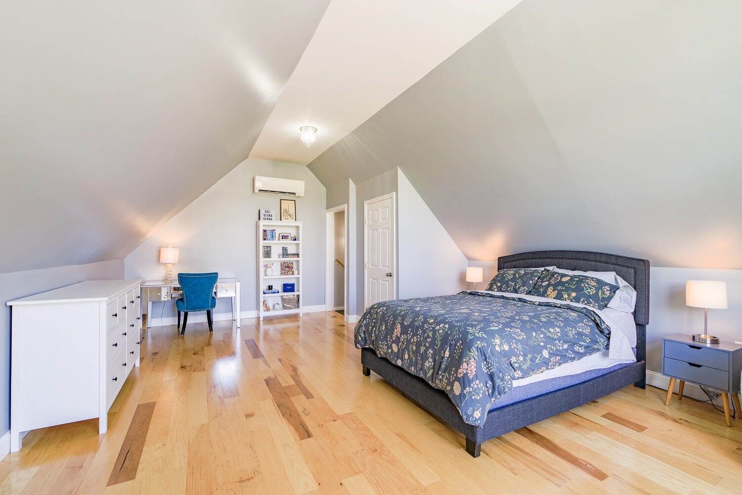 20 Birch Lane, Wales, ME 04280