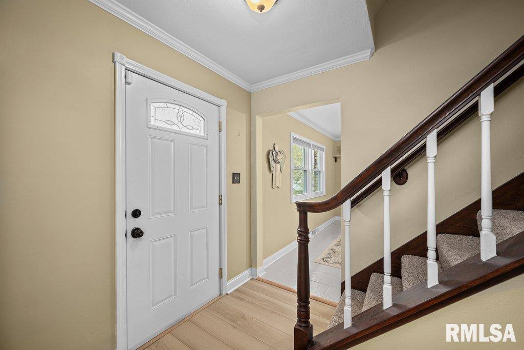 2380 5TH Street, East Moline, IL 61244