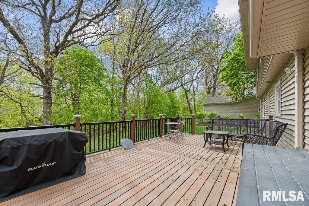 2380 5TH Street, East Moline, IL 61244