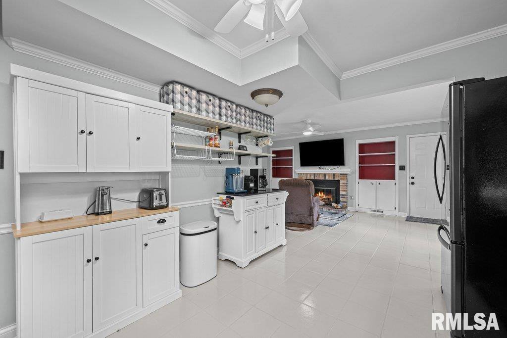 2380 5TH Street, East Moline, IL 61244