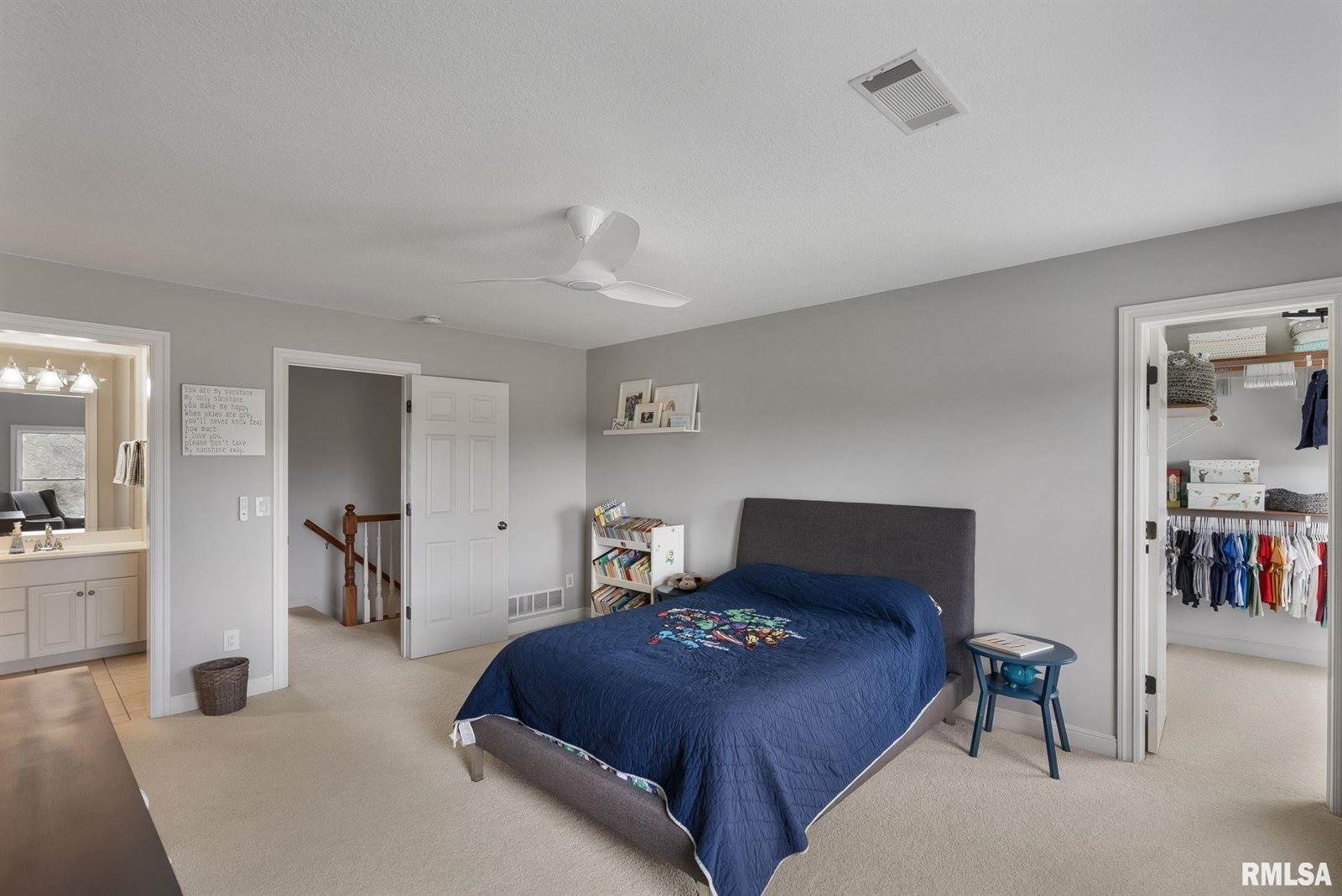 19036 251ST Avenue, Bettendorf, IA 52722