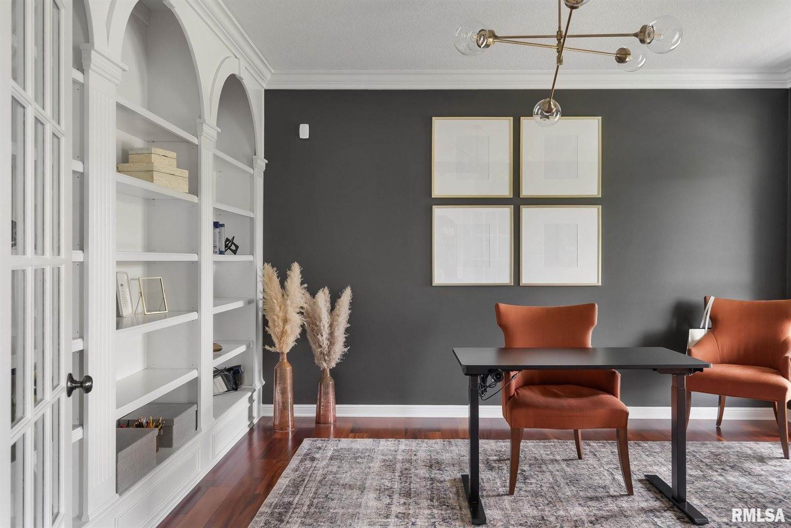 19036 251ST Avenue, Bettendorf, IA 52722