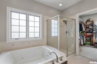 19036 251ST Avenue, Bettendorf, IA 52722